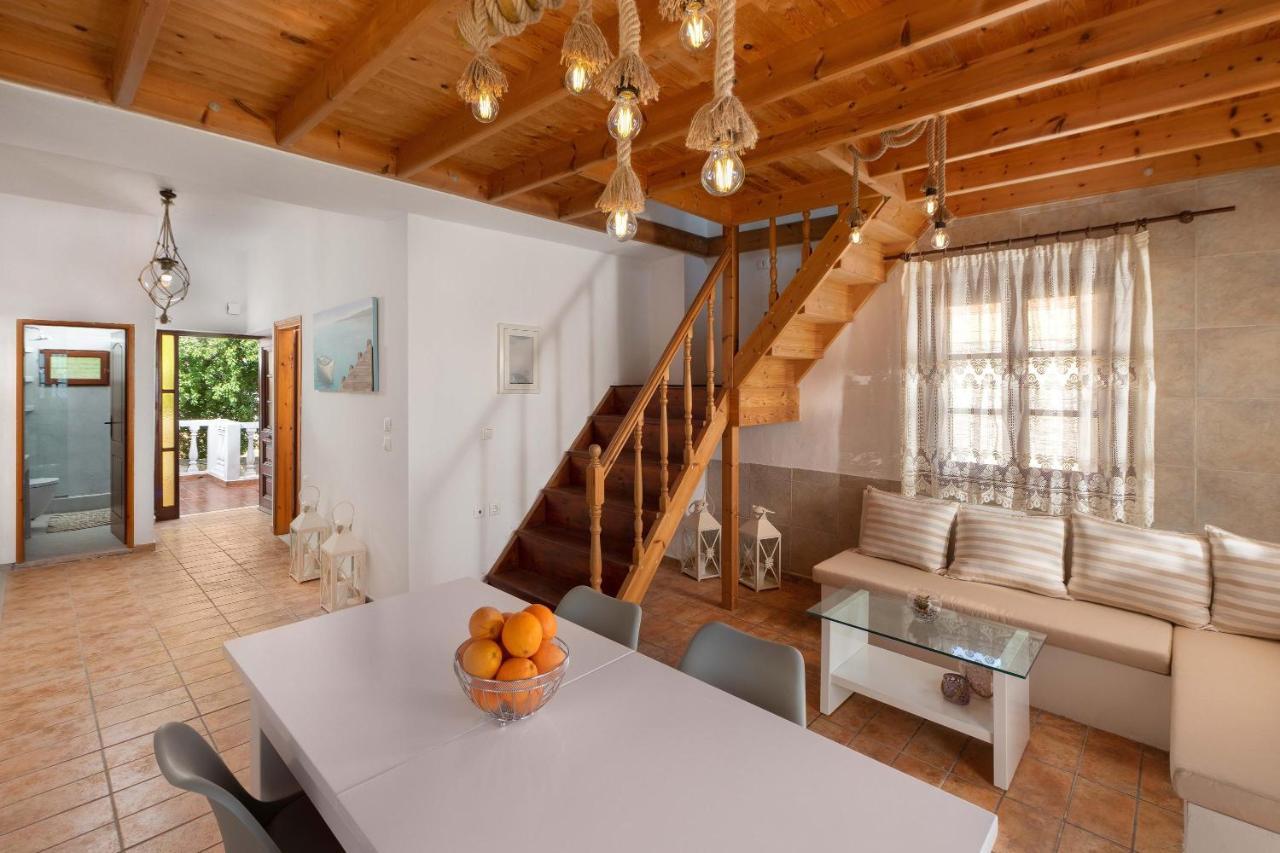 Maison d'hôtes Maravelia Mare à Symi Extérieur photo