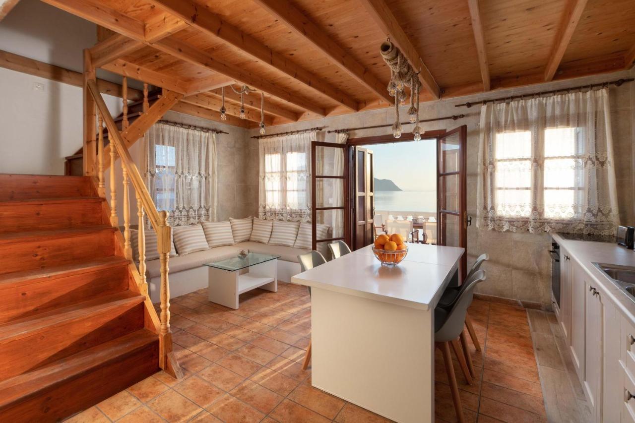 Maison d'hôtes Maravelia Mare à Symi Extérieur photo