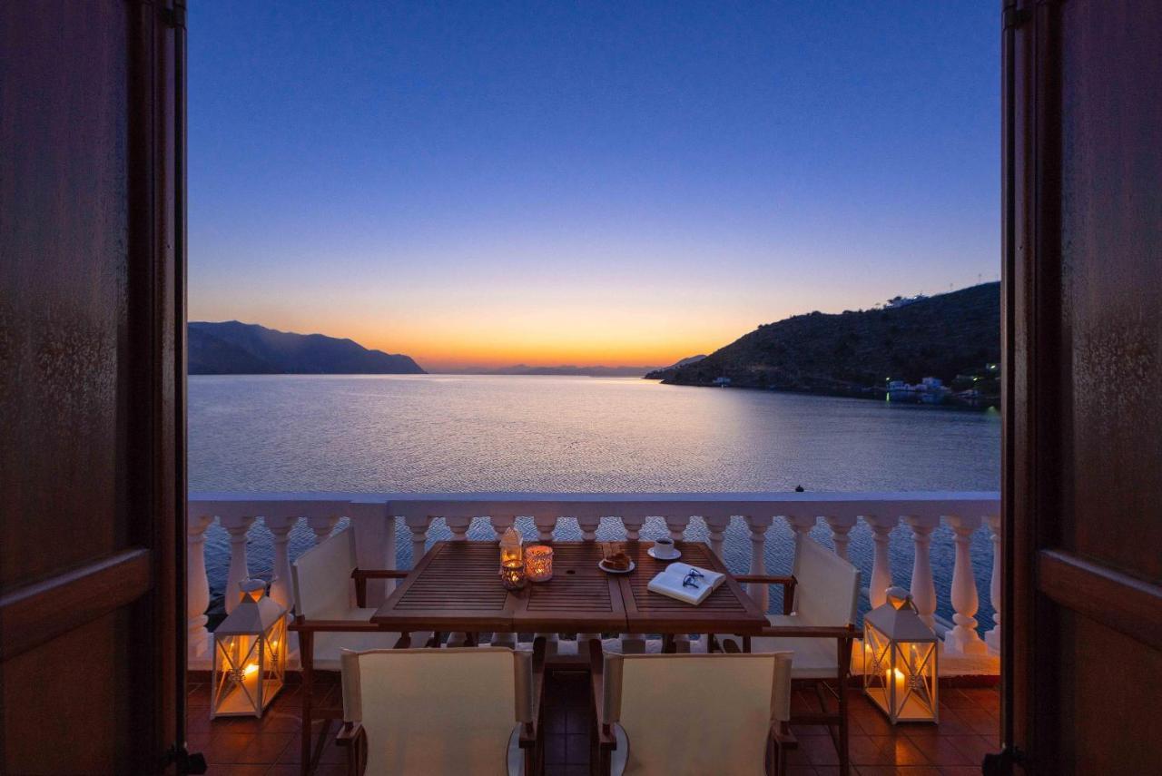 Maison d'hôtes Maravelia Mare à Symi Extérieur photo