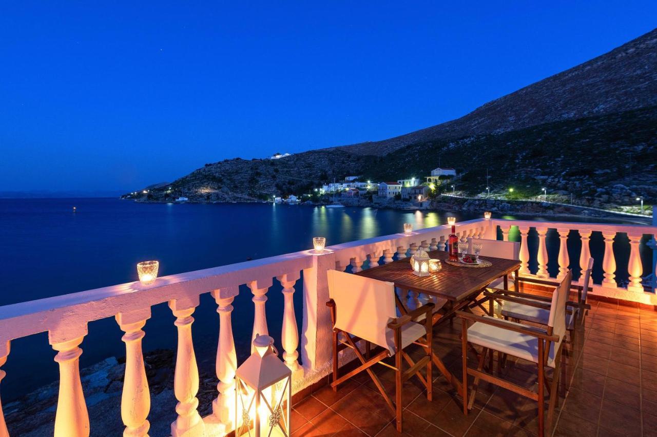 Maison d'hôtes Maravelia Mare à Symi Extérieur photo